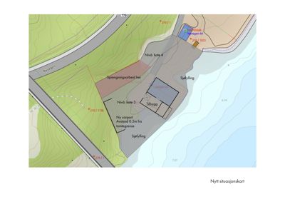 Situasjonsplan som viser tomtens beliggenhet, nivåer, sjøfylling, og planlagt sprengningsarbeid.
