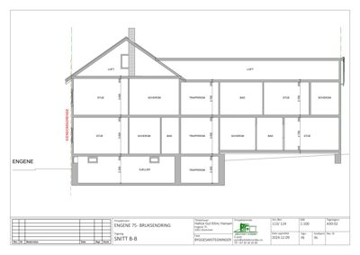 Snittegning (SNITT B-B) som viser romfordeling og høyder i bygningen.