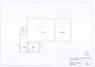 Plantegning av kjelleretasje med romfordeling (Kjeller, Blindkjeller, BOD 1, BOD 2) og utvendige dører.