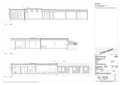 Snittegning (Snitt A, B og C) av Nubben Barnehage som viser innvendig høyder, romfordeling og konstruksjon.
