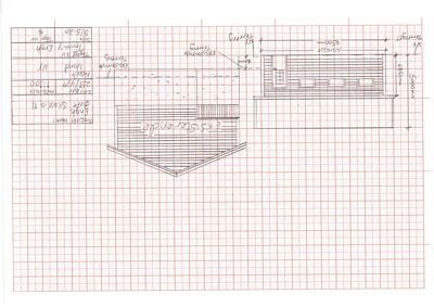 Håndtegnet fasadetegning (opprikk) av en bygning med mål og notasjoner.