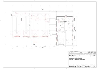 Etasjeplan (Riveplan 1) som viser romfordeling, dimensjoner og grunnkonstruksjon for Østre Toten Brannstasjon.