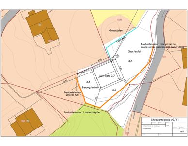 Situasjonstegning som viser tomtens form, terrengforhold, nabobygninger og planlagt bebyggelse.