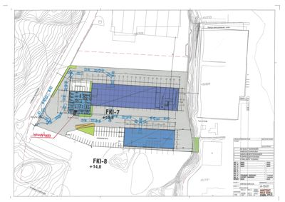 Etasjeplan (FKI-7 og FKI-8) som viser romfordeling, høyder (+19,5 og +14,0), parkeringsplasser og tilknyttede bygninger.