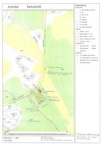 Situasjonsplan (kartutsnitt) som viser tomtens beliggenhet i forhold til nabolag, høydemålinger, veier og topografi.