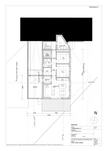 Etasjeplan (Plan under etasje) som viser romfordeling, dimensjoner og fasader for en bolig.