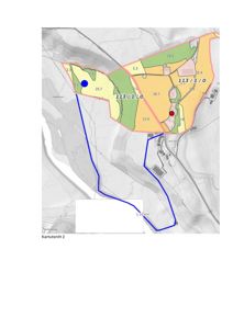 Kartutsnitt som viser tomtens beliggenhet i forhold til nabolag, vegnett og topografi. Kartet inneholder også arealdata og eiendomsnummer.