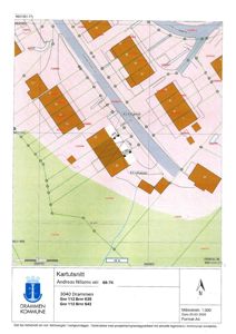 Kartutsnitt (situasjonsplan) som viser eiendomsforhold, bygninger og vegnett i Drammen kommune.