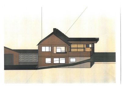 Snittegning som viser bygningens tverrsnitt, høyder, takform og grunnkonstruksjon.