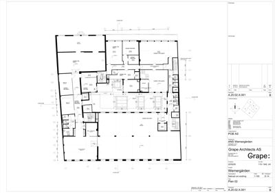 Etasjeplan (Plan 02) som viser romfordeling, veggposisjon og dimensjoner for et bygg.