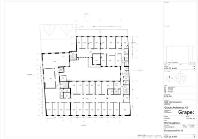 Etasjeplan (eksisterende plan 05) som viser romfordeling, veggposisjon og mål i en bygning.