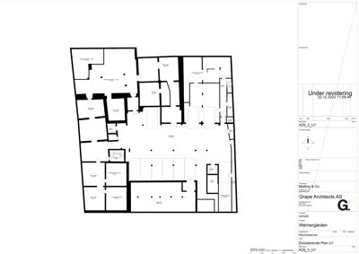 Etasjeplan (Plan U1) som viser romfordeling, vegger og dører i en bygning.
