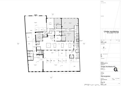 Etasjeplan (Plan 02) som viser romfordeling, veggposisjon og innvendige mål for et bygg.