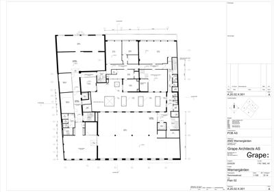 Etasjeplan (Plan 02) som viser romfordeling, veggposisjon og dimensjoner for et bygg.
