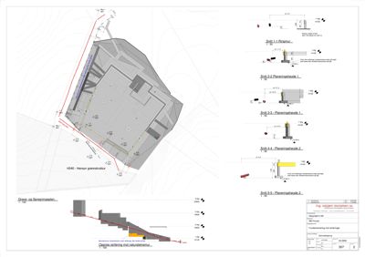 Snittegning som viser tverrsnitt gjennom bygningen og grunnforholdene, inkludert snittlinjer, høyder og grunnforsterkning.