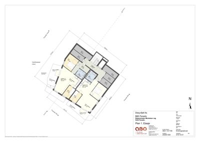 Etasjeplan (1. etasje) for en bolig med romfordeling, mål og orientering.