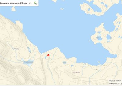Kart over Ullensvang kommune som viser topografi, vann og en markert plassering.