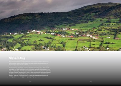 Fotografi av et landskap med et tettsted i bakgrunnen, sannsynligvis brukt som illustrasjon på en rapport.