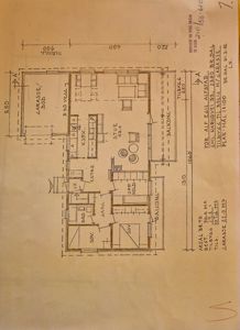 Etasjeplan (plan) for en leilighet med romfordeling, mål og arealoppsett.