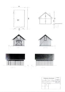 Tegning som viser fasadeopprikk (SØR, VEST, ØST) og et snitt av en bygning.