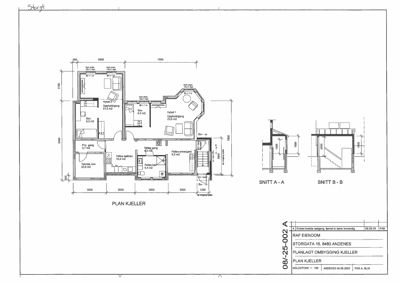Plantegning av kjelleretasje (PLAN KJELLER) med romfordeling, mål og snittegninger.
