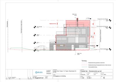 Snittegning (Snitt A-A) som viser tverrsnittet av en eksisterende og nybygget bolig, inkludert høyder og nivåer.
