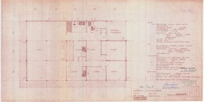 Etasjeplan med romfordeling og tekniske notater.