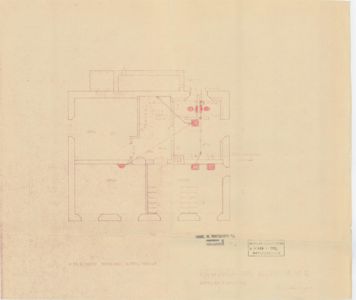 En tegning som viser romfordeling, vegger og trapp i et bygg.