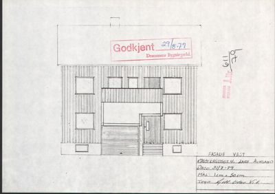 Tegning av fasade vest for en bygning på Kunstnerudgata 4 i Drammen, med godkjentstempel fra 1979.