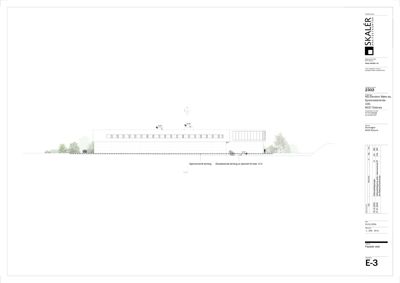 Fasadetegning (Fasade vest) som viser bygningens utseende fra vest, inkludert vinduer, taklinje og terrengforhold.