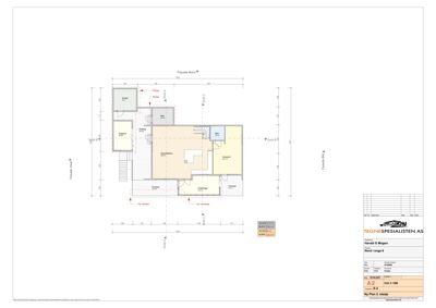 Etasjeplan (1. etasje) som viser romfordeling, dimensjoner og fasaderetninger.