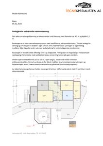 Etasjeplan for en bygning med romfordeling (soverom, bad, gang) og en basseng i kjelleren.