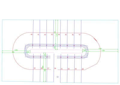 Detaljtegning av en U-formet konstruksjon (sannsynligvis en søyle eller fundament) med angitte dimensjoner og referansepunkter.