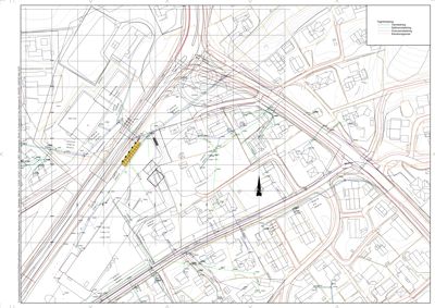 Situasjonsplan som viser tomtens plassering i forhold til nabolag, veier og infrastruktur.