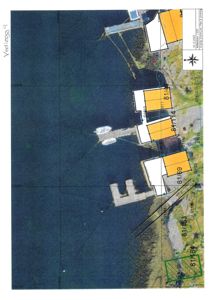 Situasjonsplan som viser tomters plassering (G162, G163, G164, G169, G174, G180) i forhold til vann og kystlinje, med overlagte bygningsspor.