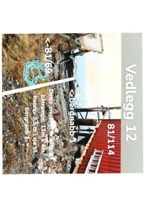 Fotografi av en eksisterende bygning (rød takflate) og omgivelsene, med tekstmeldinger om omløp for båtrampe.