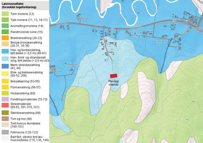 En kartografisk oversikt over et område med fargekodet informasjon om løsmasseforhold (f.eks. morene, avsetning) og en markert planlagt idèhall.