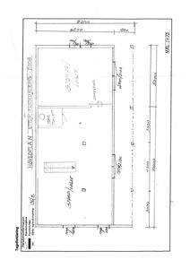 Hovedplan for etasje etter restaurering i 2008, som viser romfordeling (stuehus/lager, toalett, skyvedør) og dimensjoner.