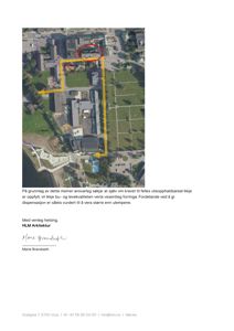 Satellittbilde (flyfoto) av et område med bygninger, der en gul linje markerer en grense eller vei. Bildet er brukt som bevis i en brevtekst.