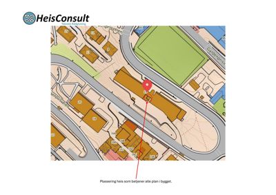 Kartutsnitt som viser bygningers plassering i et nabolag med gater og tomtegrenser. En rød pil peker på en spesifikk bygning (nr. 19) med teksten 'Plassering heis som betjener alle plan i bygget'.