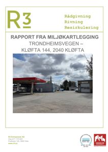 Fotografi av en bensinstasjon og tilhørende bygninger ved Trondheimsvegen 144, Kløfta.