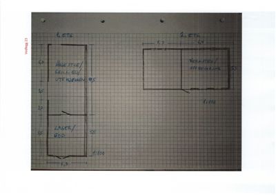 Håndtegnet etasjeplan for 1. og 2. etasje med romfordeling og mål.
