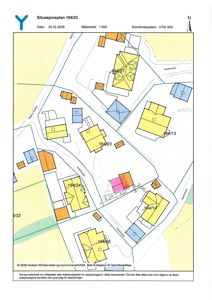 Situasjonsplan som viser tomtens plassering i forhold til nabolag, veier og eiendommer.