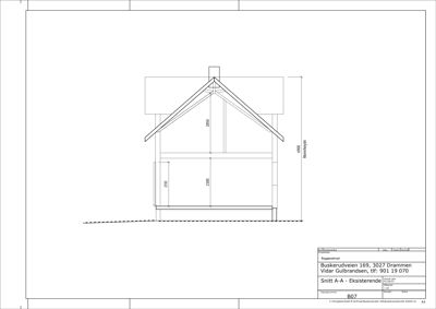 Snittegning (Snitt A-A) som viser tverrsnittet av en eksisterende bygning med mål på høyder og takkonstruksjon.