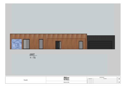 Fasadetegning som viser bygningens utside sett fra øst, med vinduer, dører og fasadematerialer (trepanel og mørk panel).