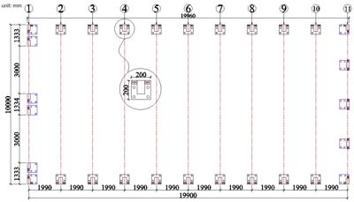 Tegning som viser detaljert plassering av fundament eller søyler i et rutenett, med dimensjoner og konstruksjonsdetaljer.