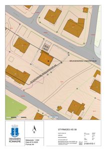 Situasjonsplan som viser tomt, bygninger, veier og reguleringsgrenser for Styrmoes vei 58.