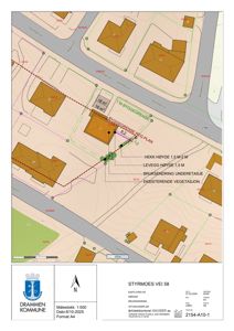 Situasjonsplan som viser tomtens plassering i forhold til nabolag, veier og bygninger.