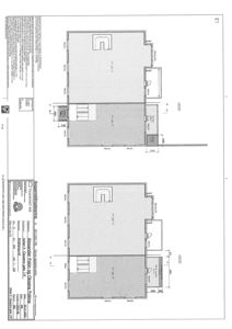 Etasjeplan (E1) som viser romfordeling, dører, vinduer og mål for en bygning.