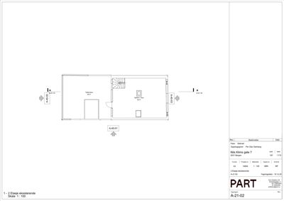 Etasjeplan for 2. etasje i eksisterende bygning, med romfordeling, dører, vinduer og snittmerker.